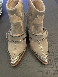 cara boots zadig & voltaire