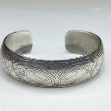 Vintage Northwest Lincoln Wallace Sterling Killer Whale Cuff Bracelet