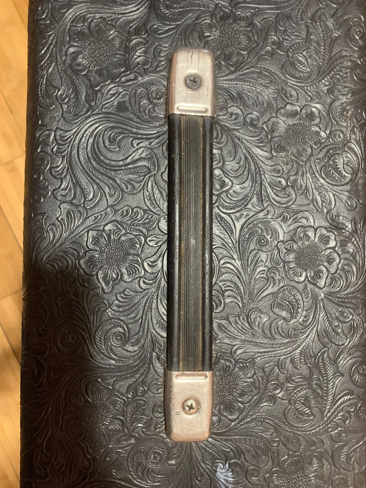 Picture 1 of 8