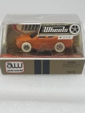 Autoworld Xtraction Ultra G '07 Dodge Charger SRT8 Iwheel Slot Car