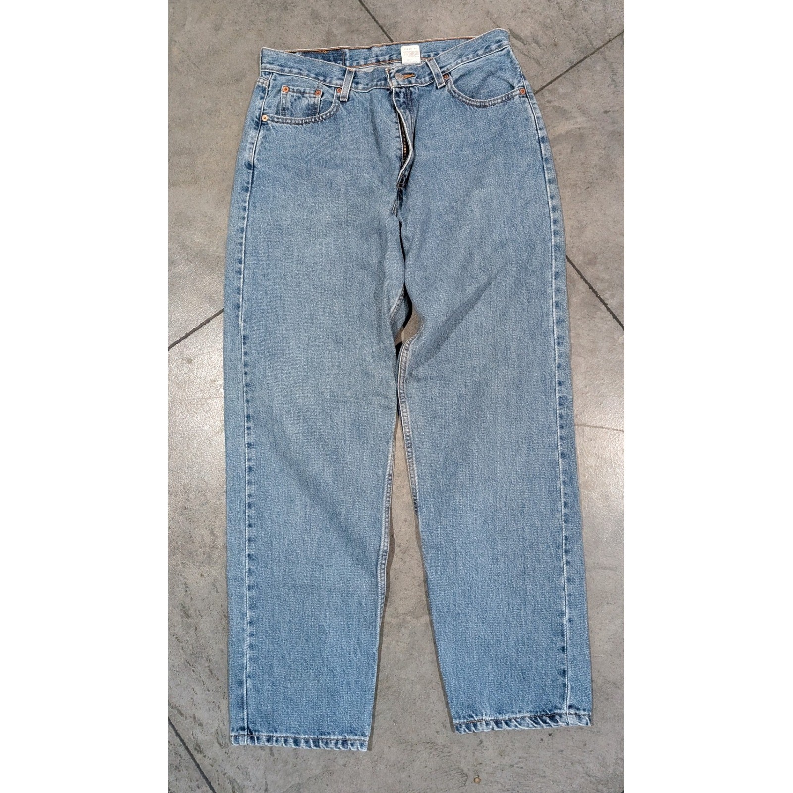 Vintage Y2K Levi 560 Mens Loose Fit Straight Leg Light Wash Denim Size 14 Reg M thumbnail 2