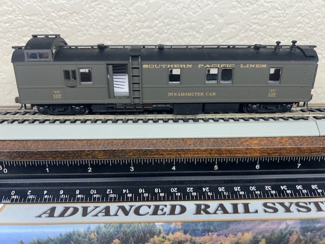 OPERATING DYNOMOMETER CAR - SOUTHERN PACIFIC LINE w/ INTERIOR LOCO TEST HO SCALE