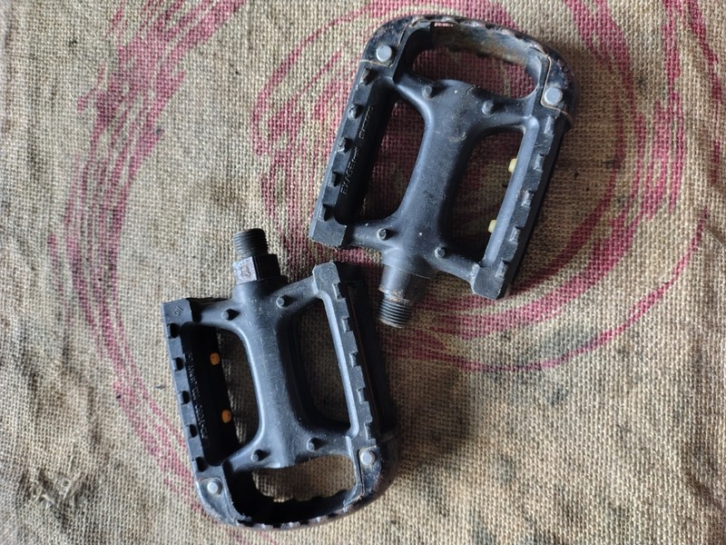 Retro 1989 Shimano Exage Trail Pedals MTB PD-M350 9/16" axles