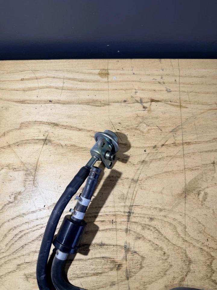 NISSAN 350Z VQ35DE 2003-2006 AMORTIGUADOR DE COMBUSTIBLE REGULADOR MANGUERA Y LÍNEA DE VENTILACIÓN CON CLIP Foto 4 de 4