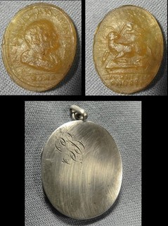 ANTIQUE SILVER PENDANT CASE WITH WAX AGNUS DEI BLESSED BY POPE LEO XIII