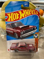 Hot Wheels 2024 #142 Muscle Mania 1:64 '68 Dodge Dart Rot Chrome MC5 Speichen