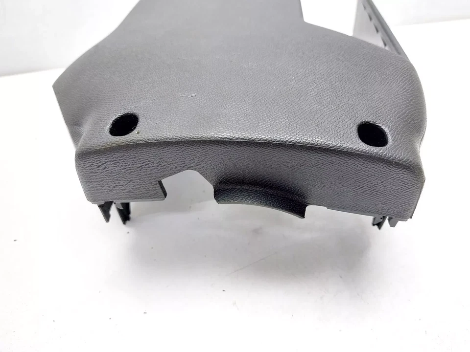 PEUGEOT 308 MK2 2014 LOWER STEERING COLUMN SURROUND TRIM COVER 9677807477 - Image 4 of 4