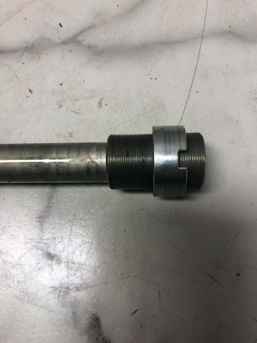 21 Kawasaki ZR Z 900 ZR900 Z900 RS swing arm swingarm pin
