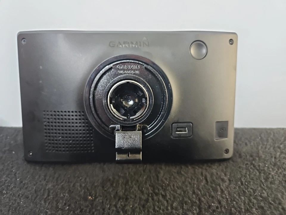 Garmin Drive 5 LM 5" Touchscreen GPS Bundle W/ 12v DC Charger & Mount Plate - Image 3 of 4