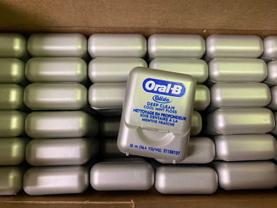 72 Pack Oral-B Glide Pro-Health Deep Clean Cool Mint Dental Floss 15M - 16.4YD