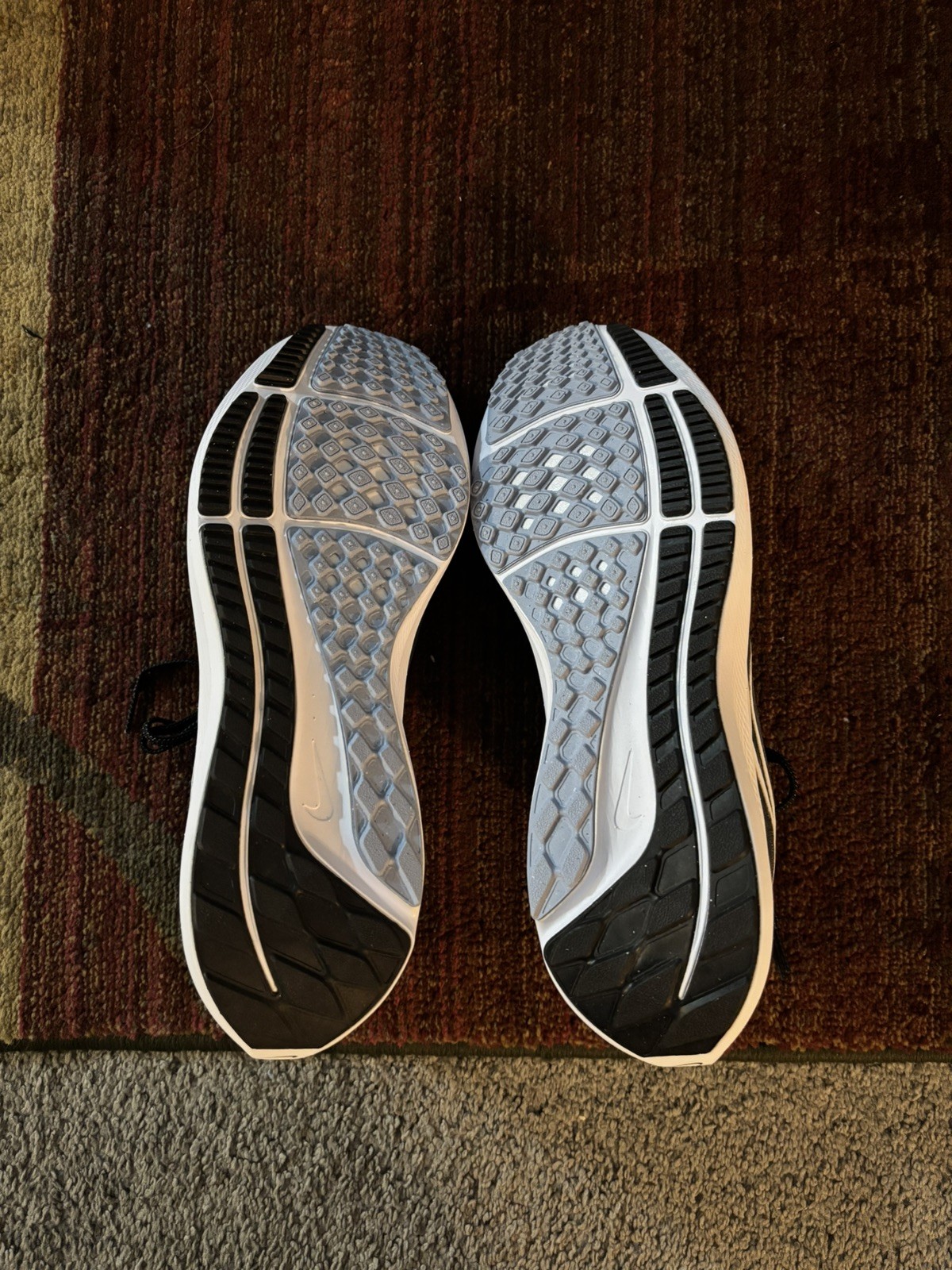 Size 10.5 - Nike Air Zoom Pegasus 39 Black Pink thumbnail 5