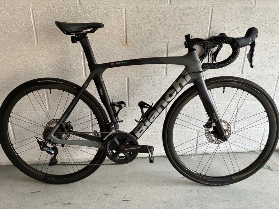 Bianchi Oltre XR3, foto 1 de 4