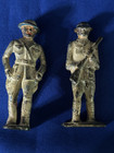 Vintage Manoil & Grey Iron Metal Soldiers Lot of 8 — photo 3