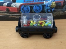 Thomas Train Wooden Black Cargo Car  Magnetic Colorful Shapes Cargo 