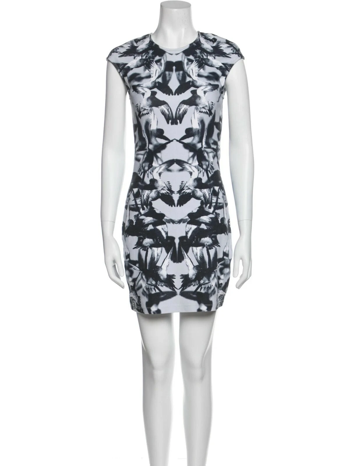 Vintage Alexnder MCQUEEN/MCQ 2012 Ready to Wear Size 6 (42 IT)
Opens in a new window or tab