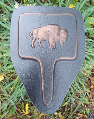 Buffalo mold plant spike plaster cement casting bison mould 13'' x 8'' x 3/4''