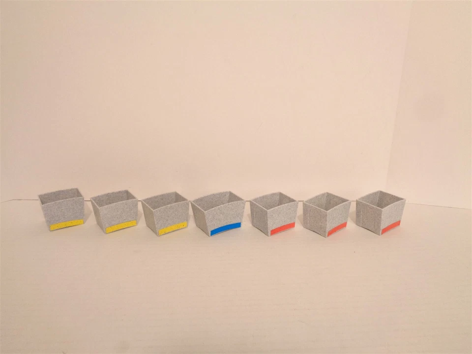 Vintage 1992 Parker Brothers Arch Rival Skill Board Game Semi-Complete Damaged - Image 4 of 4