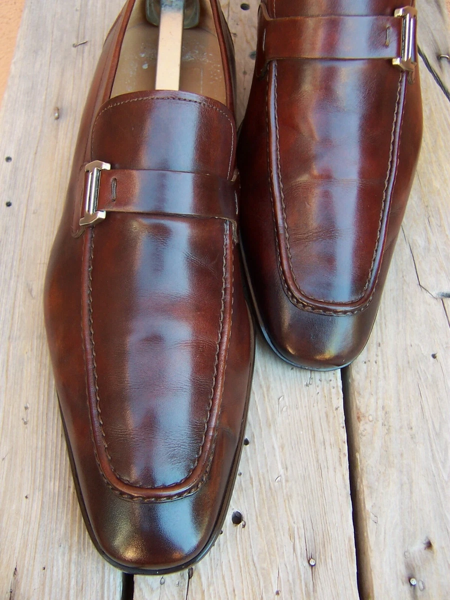 Effortless Elegance: Magnanni Slip on Loafer