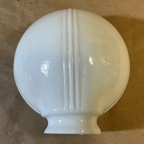 Vintage Unusual Milk Glass Desk Lamp/Light Shade INV-B2G04