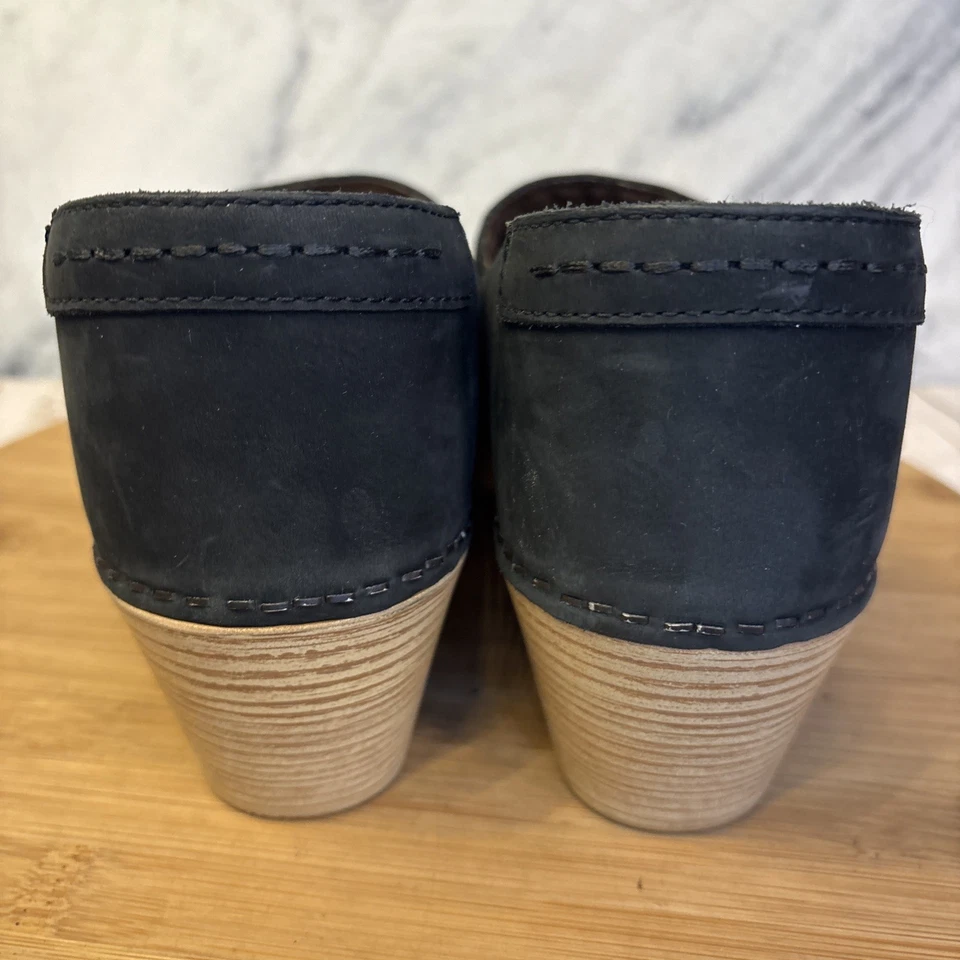 Dansko Marisol Clogs Women's EU 40 US 9-9.5 Black Suede Heeled Slip On Shoes - Image 3 of 4