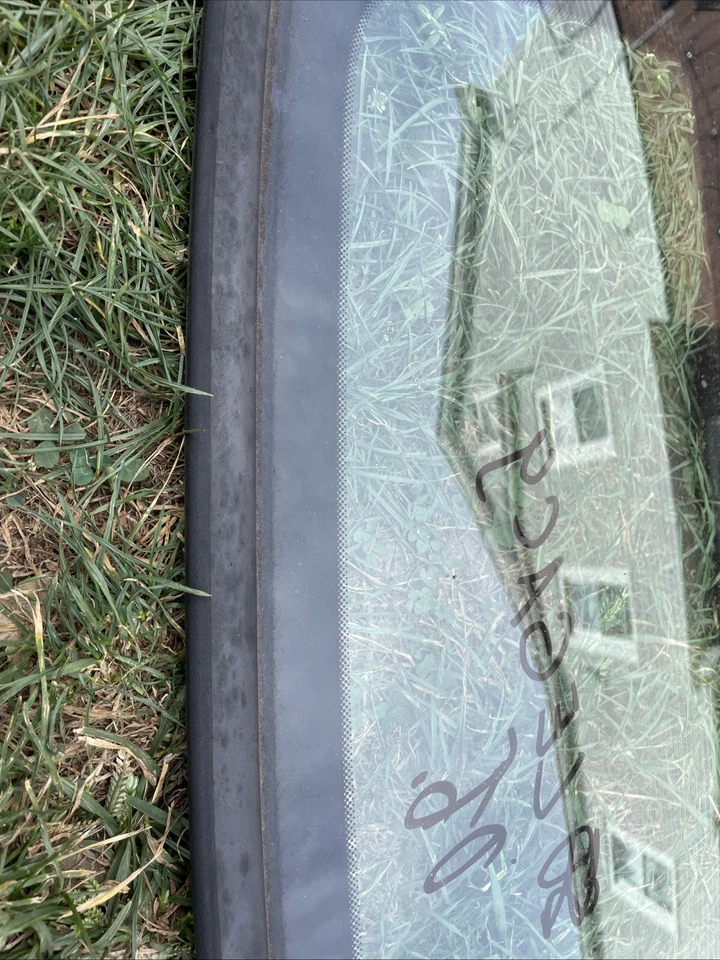 2005-2009 Subaru Legacy Outback Front Sunroof Moonroof Glass OEM - Image 2 of 4