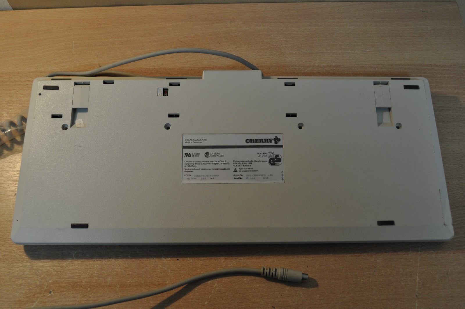 CHERRY G81-3000SPD/01, GDD5Y0GB1-3000, Mechanical Keyboard made in Germany - Picture 7 of 8