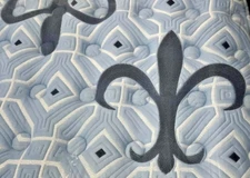 Queen  Stearns and Foster Estate Soft