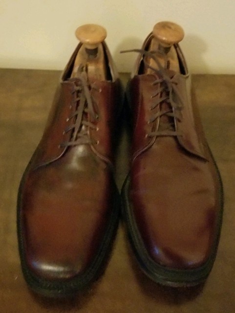 wine colour shoes for men