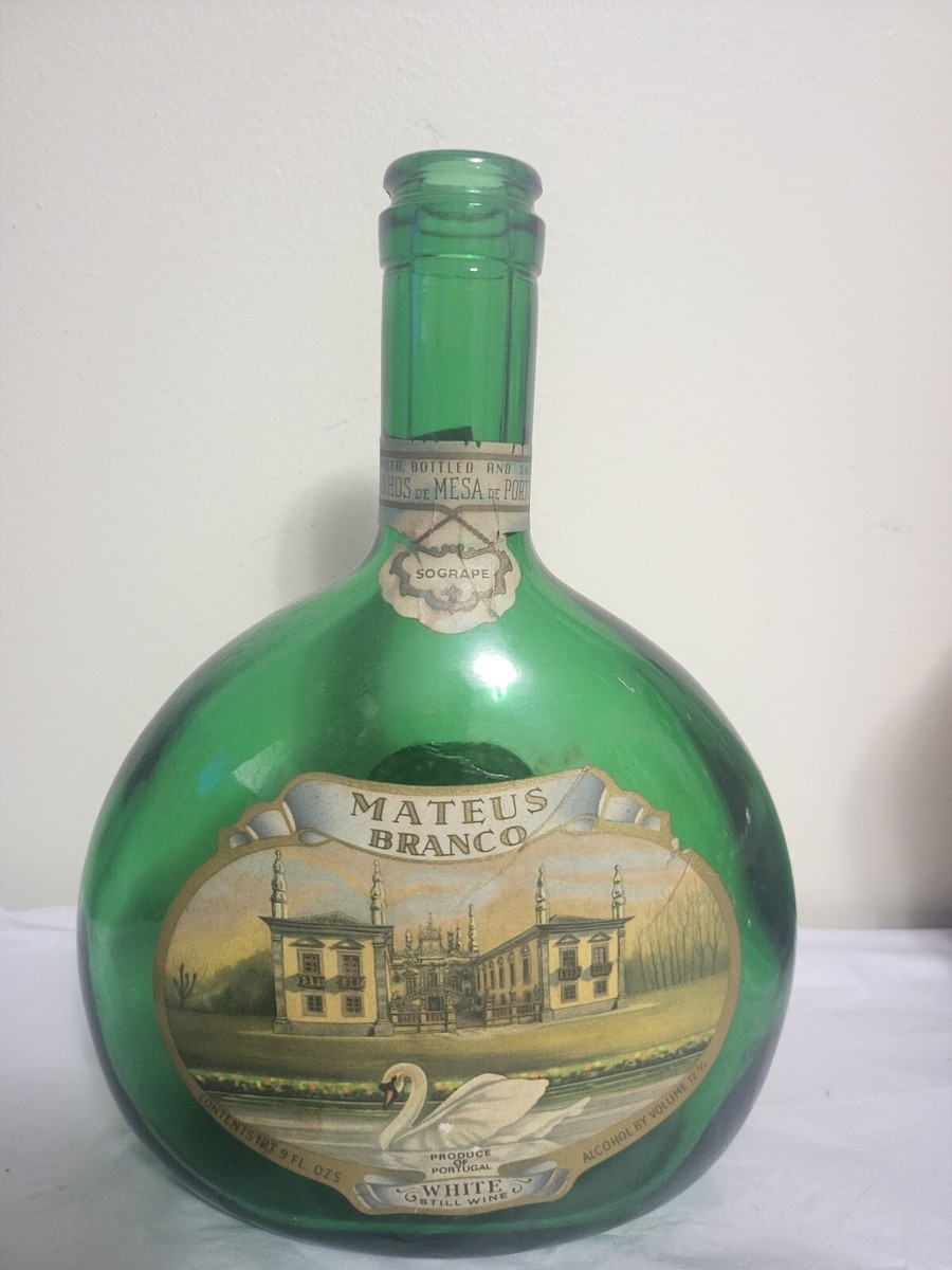 VINTAGE GREEN GLASS WINE BOTTLE Mateus Branco White STILL WINE