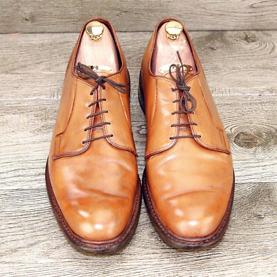 Allen Edmonds THREE KINGS 10.5 D Walnut * with new Cedar 