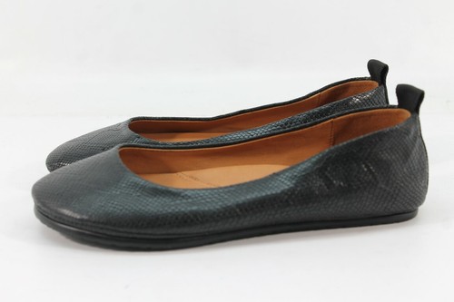 Gentle Souls by Kenneth Cole Dana Women 