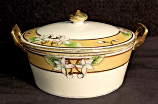 Vintage Japanese Nippon Hand Painted 5" Covered Bowl w/ Square Handles