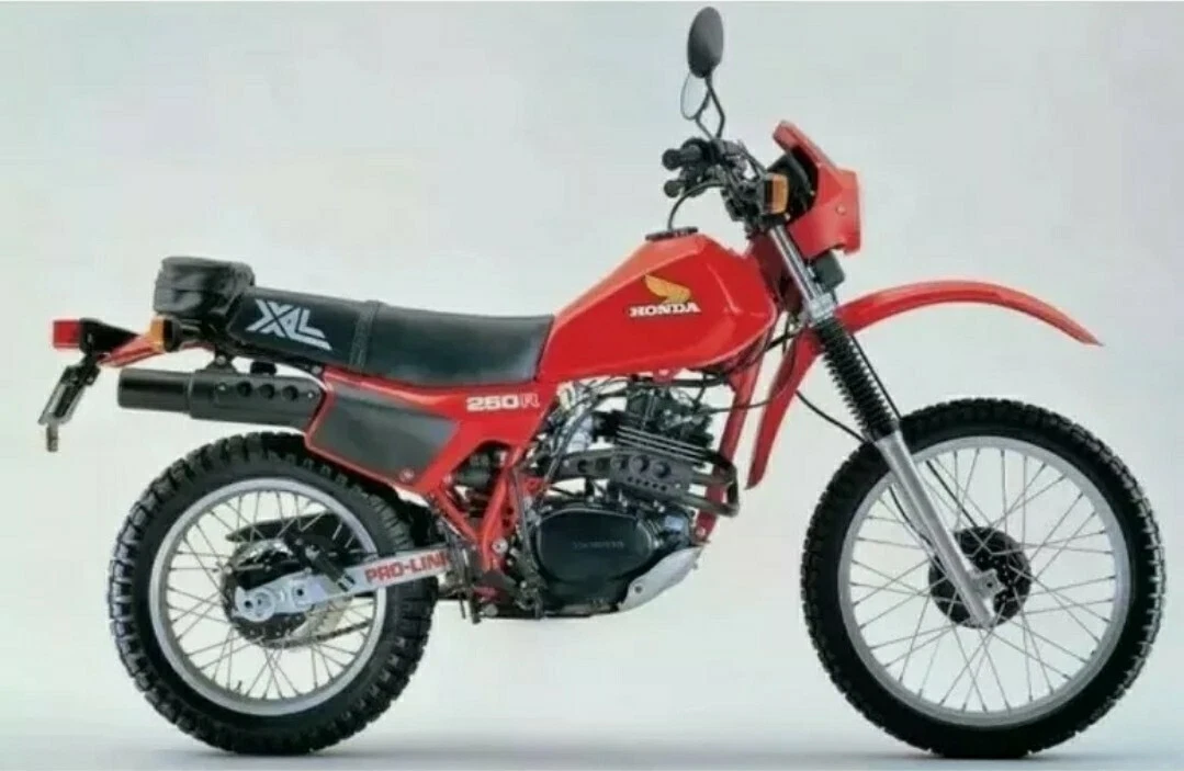 HONDA XL250R 1982 RED BIKE VERSION PAINTWORK DECAL KIT eBay