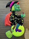 VINTAGE 70’S HALLOWEEN MOLDED 3D PLASTIC PLAQUE - WITCH ON BROOM — photo 1