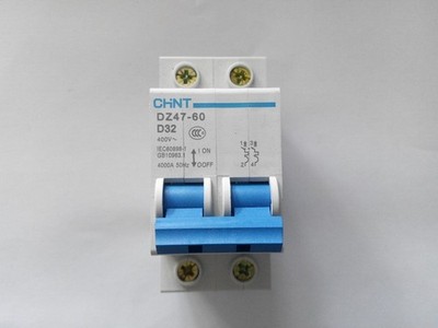 1PC NEW CHNT DZ47-60 2P D32A #jg
