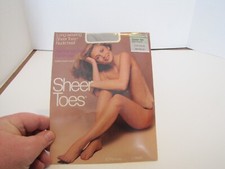 VTG NIP JCPENNEY SHEER TOE PANTYHOSE QUEEN TALL PEARL GRAY 84