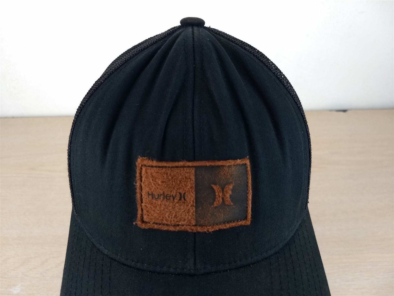 HURLEY LOGO PATCH ADJUSTABLE SNAPBACK TRUCKER/MES… - image 7