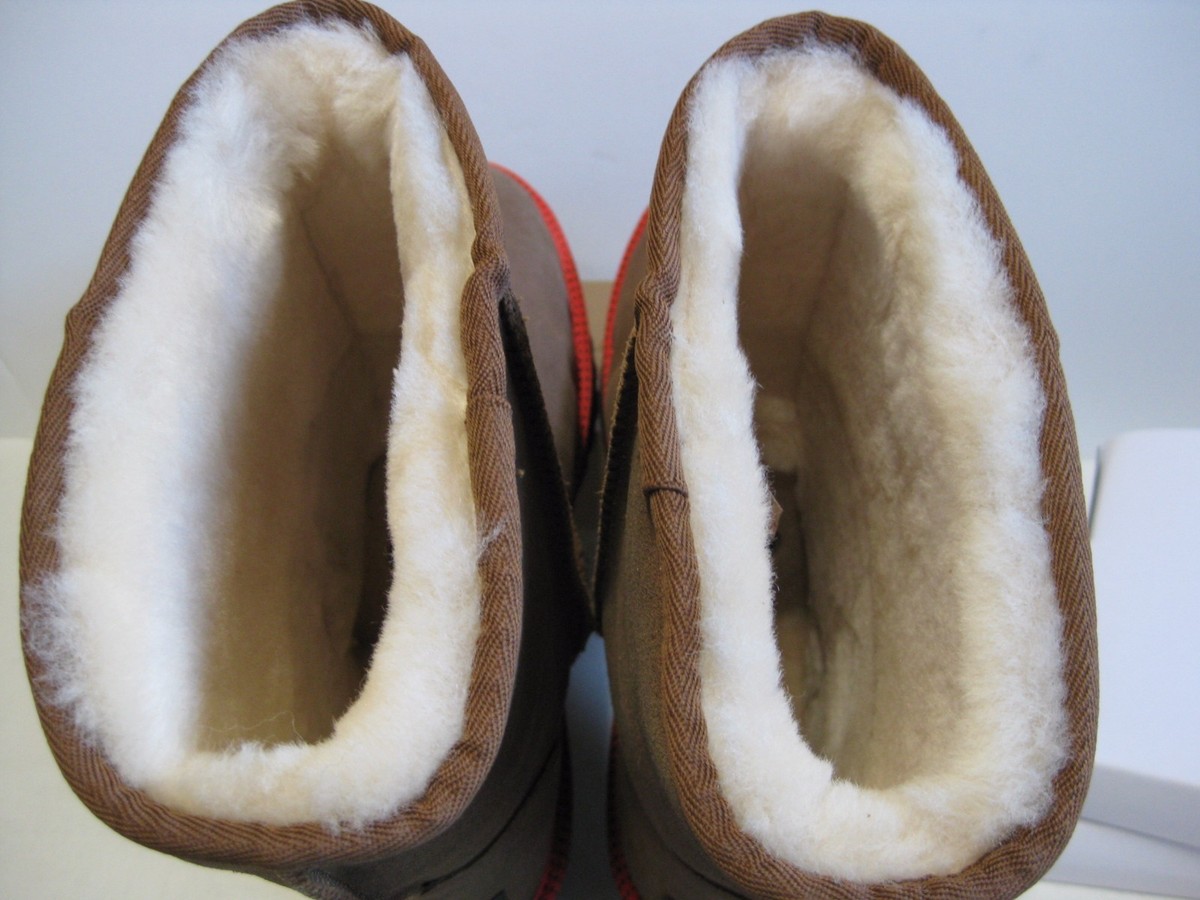 UGG Classic Short Leather Men Boots Color Chestnut Size  US10 /EU 43 sheepskins-downunder-classic-  main image 3