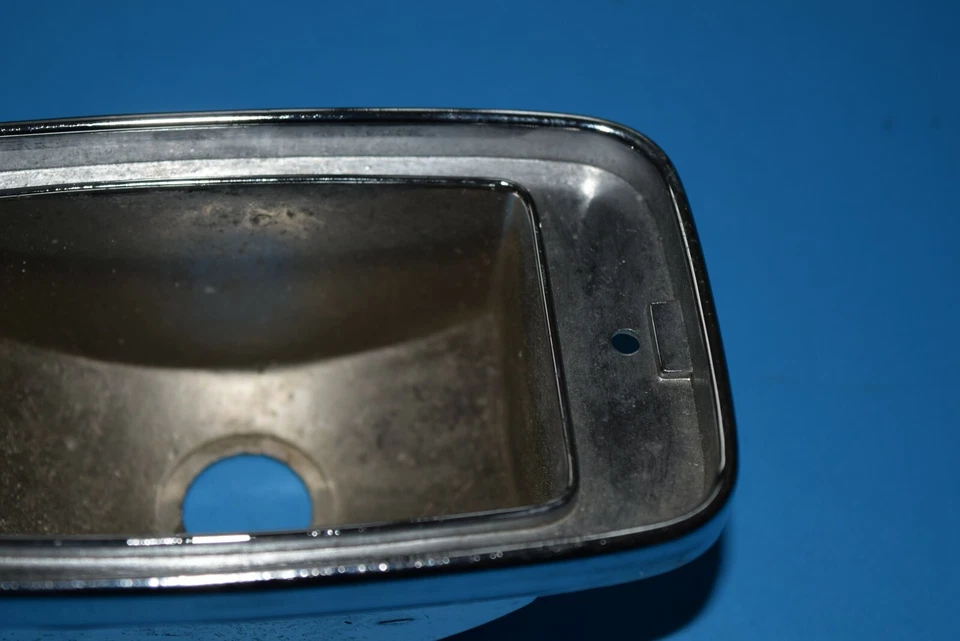 AMC JAVELIN AMX HORNET 1970-1974 NOS LUZ DE ESTACIONAMIENTO DELANTERA LÁMPARA CARCASA 3636402 Foto 4 de 4