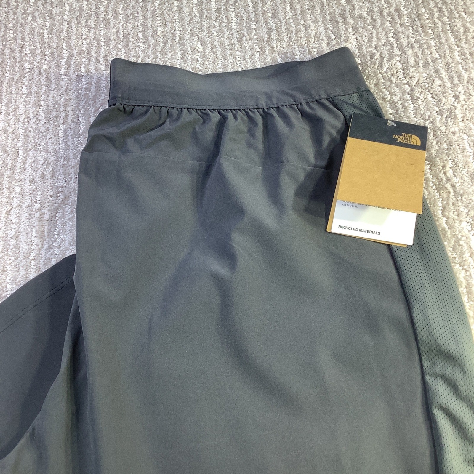 The North Face Mens Skyview Asphalt Grey Pants Size XL Training Gym NWT