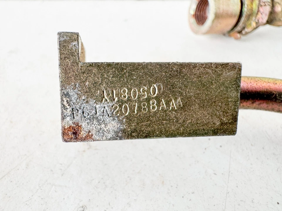 Оригинальный тормозной гидравлический шланг Ford подходит для Ford Bronco 1976-1977 D6TZ-2078-C (EL15) - Изображение 4 из 4