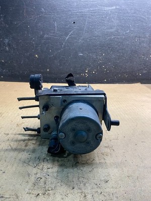 2004 BMW E65 745LI ABS Anti Lock Brake Pump Module 6766847 6766845