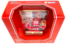 Ken Schrader 25 Budweiser 1995 NASCAR Racing Champions 1:64 Diecast