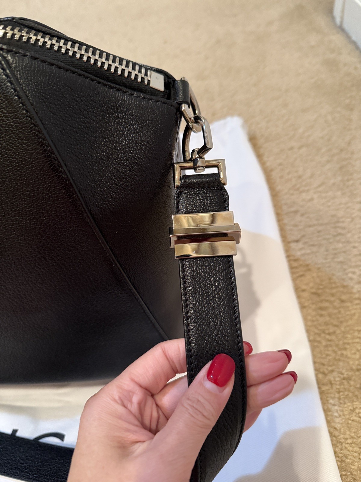 Authentic Givenchy Antigone Medium, Black Leather… - image 10