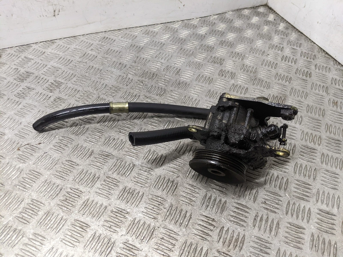Diagram of Power Steering Pump Parts for a 2004 Ford Focus