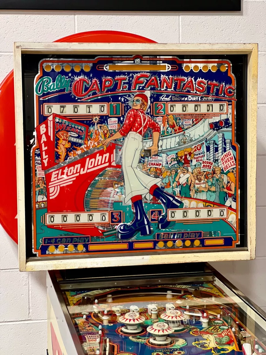 1976 BALLY CAPTAIN FANTASTIC PINBALL MACHINE VINTAGE ARCADE GAME