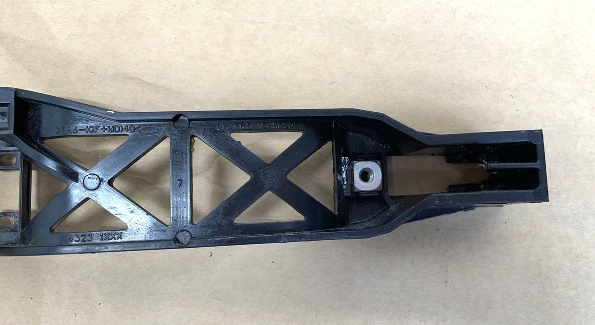2010-2017 CHEVROLET EQUINOX FRONT LEFT DOOR HANDLE BASE OEM 