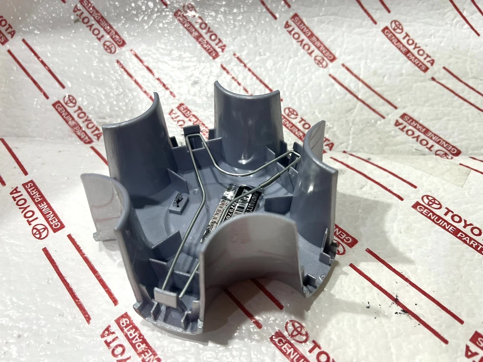 *NUEVA TAPA CENTRAL DE RUEDA LEXUS LS430 OEM con TAPAS PLATEADAS CROMADAS "L" 2001-2006 NUEVO Foto 4 de 4