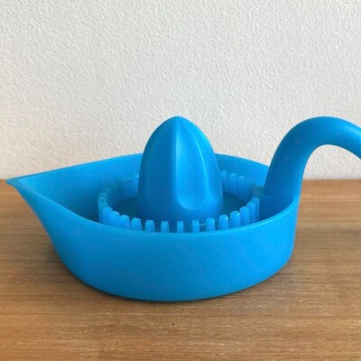 エンツォ マリ Titanic スクイーザー Enzo Mari ALESSI Alessi x Enzo Mari Titanic juicer Citrus Squeezer 2000 Made in