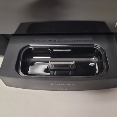 Panasonic SC-HC20 Compact Stereo System Audio Dock/CD Player